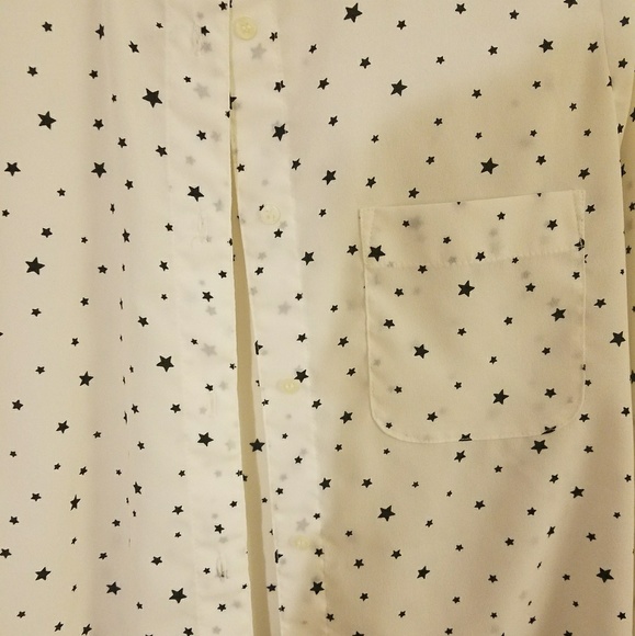 Star Printed black &white Shirt - Picture 4 of 4